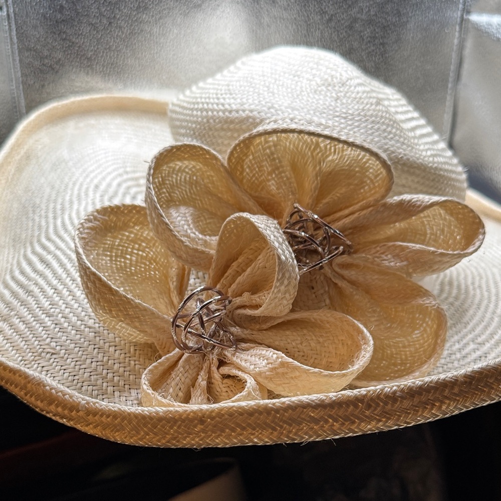 Women’s Kentucky Derby Church Hat Christine A Moore Millinery like new condition - Picture 5 of 6
